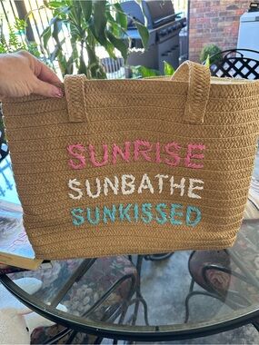 Brown Embroidered Straw Tote Bag - SUNRISE SUNBATHE SUNKISSED